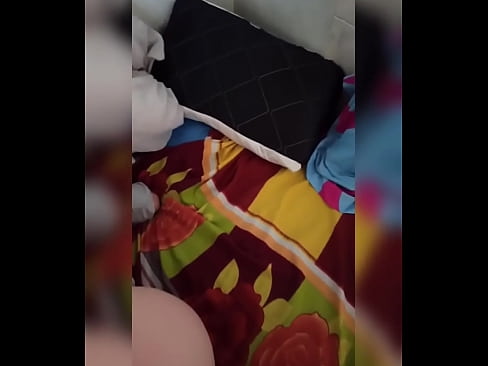 ❤️ Nire gelakidea etxean bakarrik geratzen da, bere senarra oporretara joaten delako eta nik izorratzeko eta ipurdia esnez betetzeko aprobetxatzen dut ❤️ Porno %eu.https-tubsexer.ruan ❤