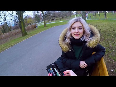 ❤️ Ezezagun baten esperma beroa irensten du diruaren truke - Eva Elfie-k parkean putz egin du ❤️ Porno %eu.https-tubsexer.ruan ❤